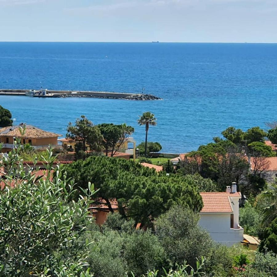 Villa Sweethouse Pula Porto Columbu - Perd'E Sali Esterno foto
