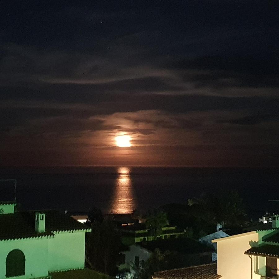 Villa Sweethouse Pula Porto Columbu - Perd'E Sali Esterno foto
