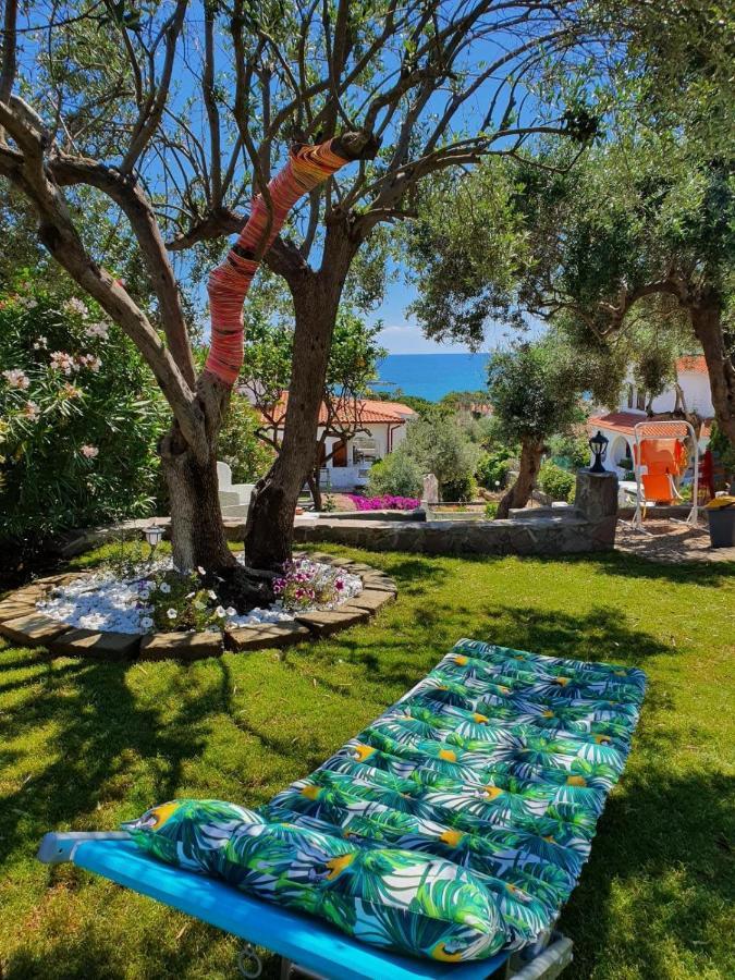 Villa Sweethouse Pula Porto Columbu - Perd'E Sali Esterno foto